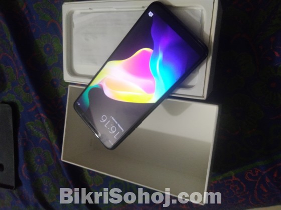 Oppo F5 (4/32)